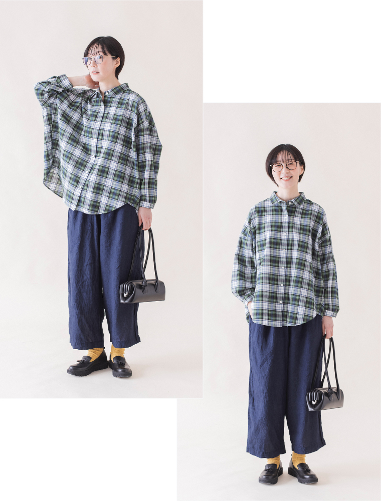 &yarn マドラスチェックワイドシルエットシャツ（グリーン）を着用した女性モデルの正面スタイル