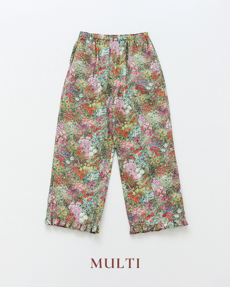 「MULTI」カラーのフラワープリントパンツの単品商品画像（ウエストゴムと裾フリルのディテールが特徴）