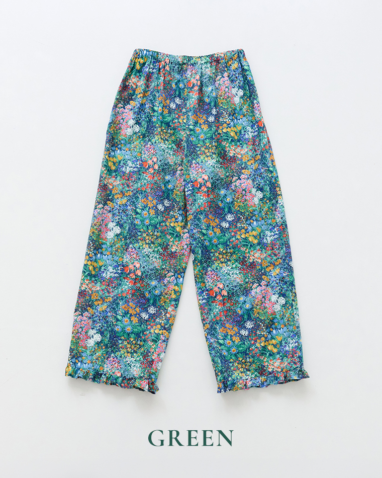「GREEN」カラーのフラワープリントパンツの単品商品画像（ウエストゴムと裾フリルが特徴のデザイン）