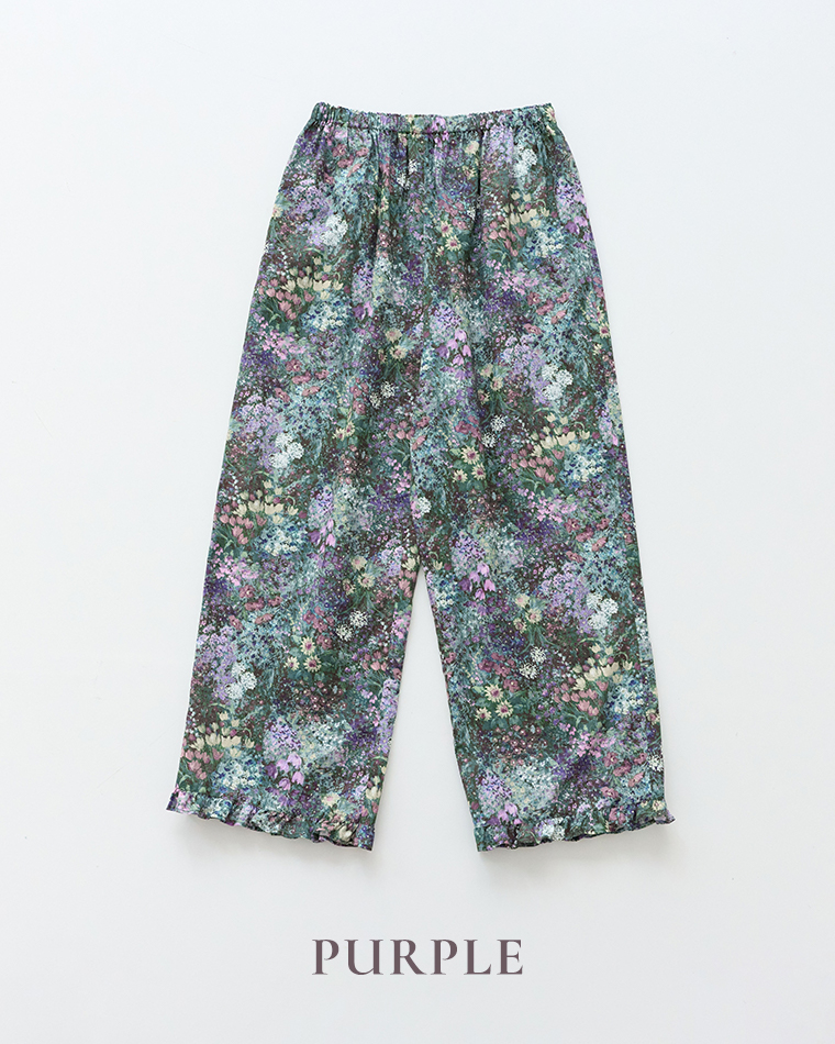 「PURPLE」カラーのフラワープリントパンツの単品商品画像（ウエストゴムと裾フリルが特徴のデザイン）