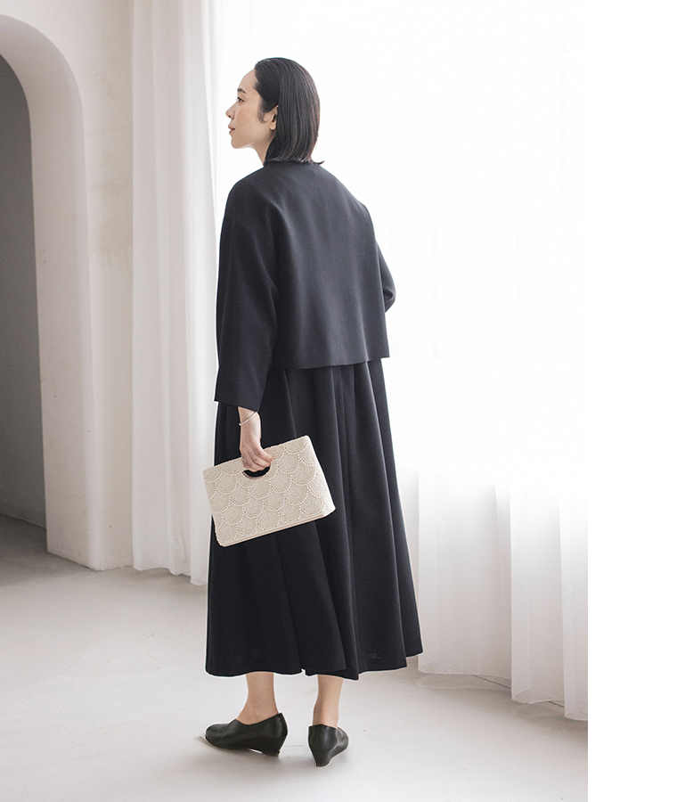 Luuna miu 【慶弔両用】大切な日のジャケット＆ワンピースセット 慶事スタイル 全身後ろ