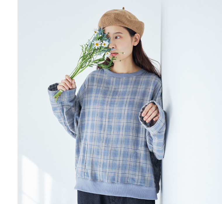 LUPILIEN by natulan ダブルガーゼのリバーシブルチェックプルオーバー ブルーチェックの着用イメージ