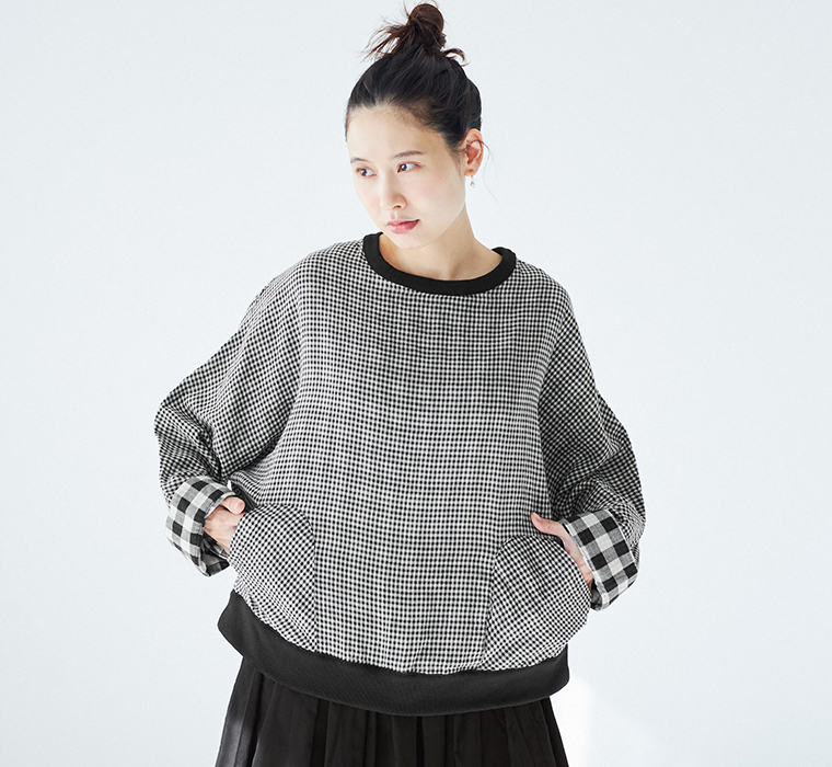 LUPILIEN by natulan ダブルガーゼのリバーシブルチェックプルオーバー ブラックギンガムの着用スタイル