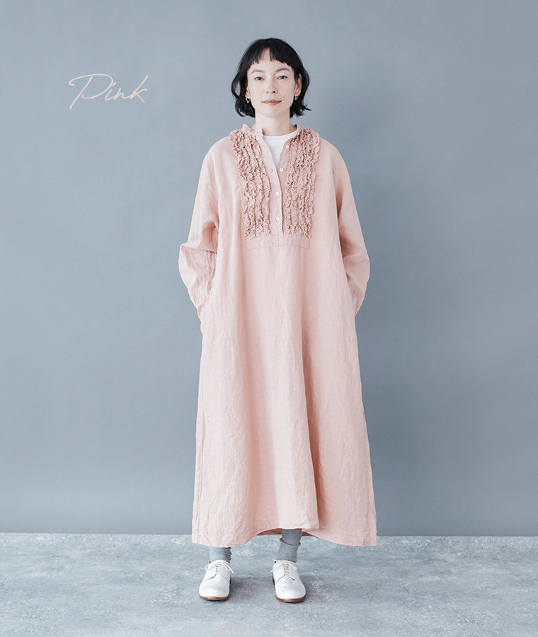 フレンチリネンフリルワンピース(ピンク)着用の全身コーディネート