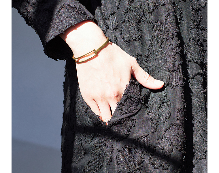 フラワーカットジャカードワンピースのポケットディテールカット