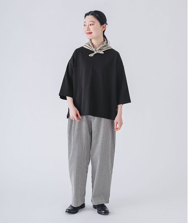 &yarn 1枚で着映えるワイドプルオーバー 無地　上半身寄り