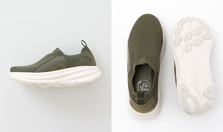 ニット編みスニーカーの側面と靴底のディテールカット