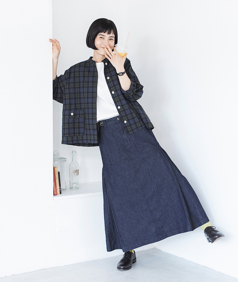 NORTHERN TRUCK デニムスカート  チェックスタイリング 全身前