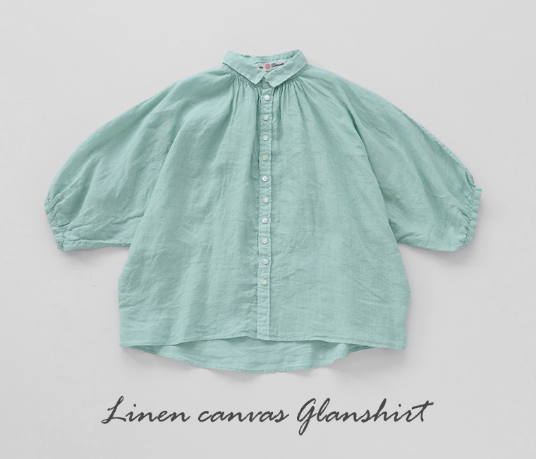 Brocante リネンキャンバスグランシャツのミントグリーンを広げて撮影した全体画像