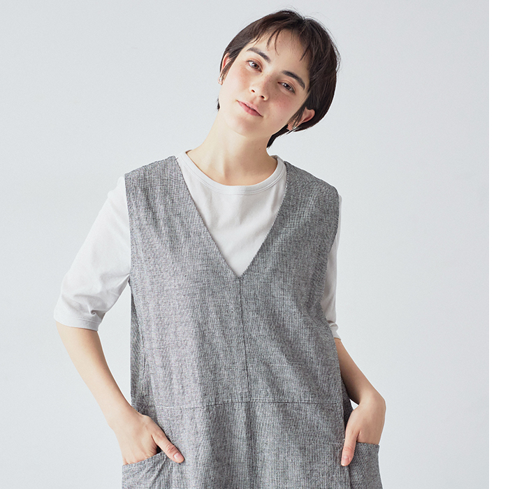 Bliss bunch コットンリネン サロペット Vネック レイヤード コーディネート