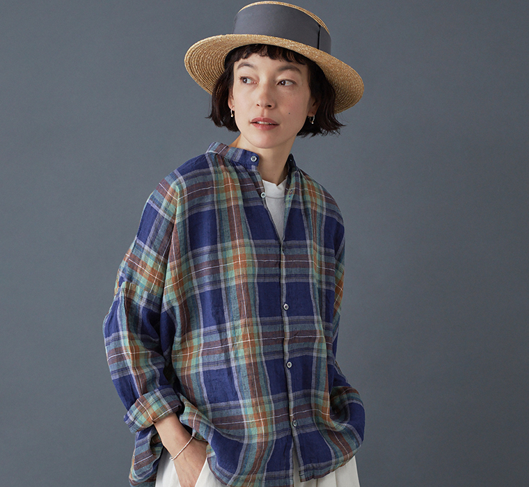 ICHI Antiquites リネンコットンタータンチェックシャツ ネイビー バンドカラー ゆったりシルエット