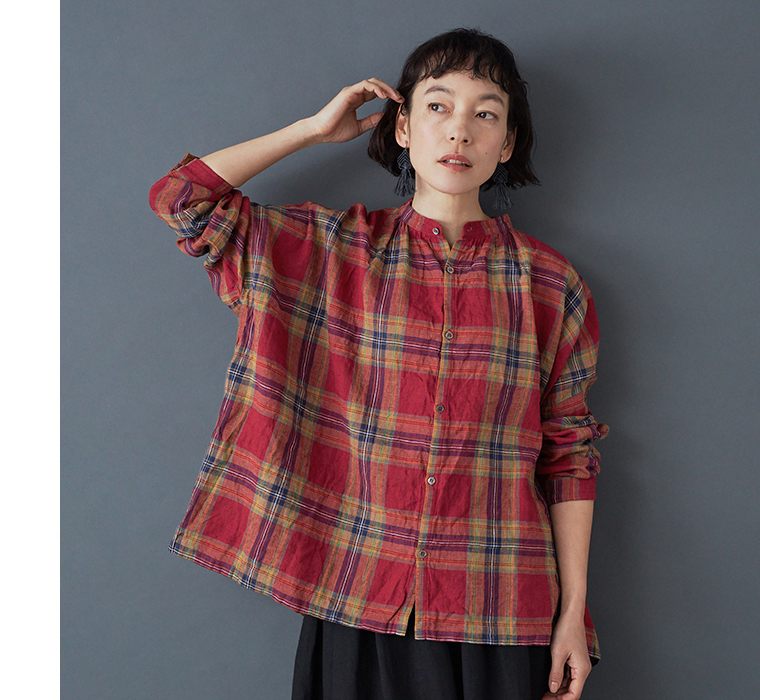 ICHI Antiquites リネンコットンタータンチェックシャツ レッド 着用コーディネート ブラックボトム合わせ