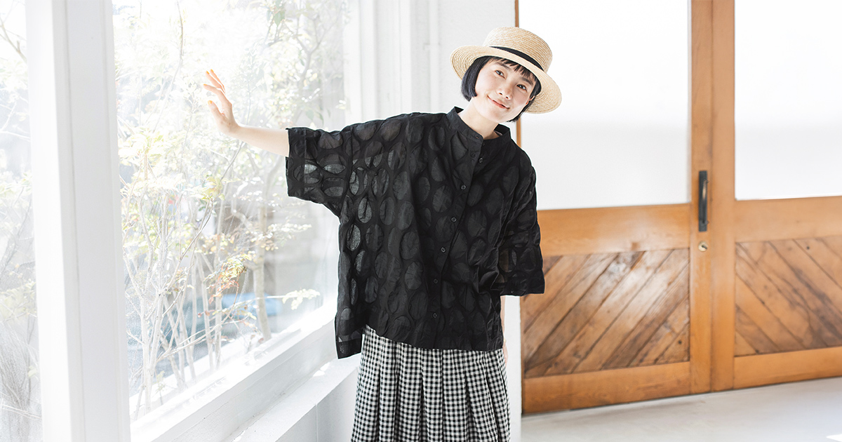 着こなしやすい、ほのかな透け感【 D*g*y 】品良くまとまる別注ドット