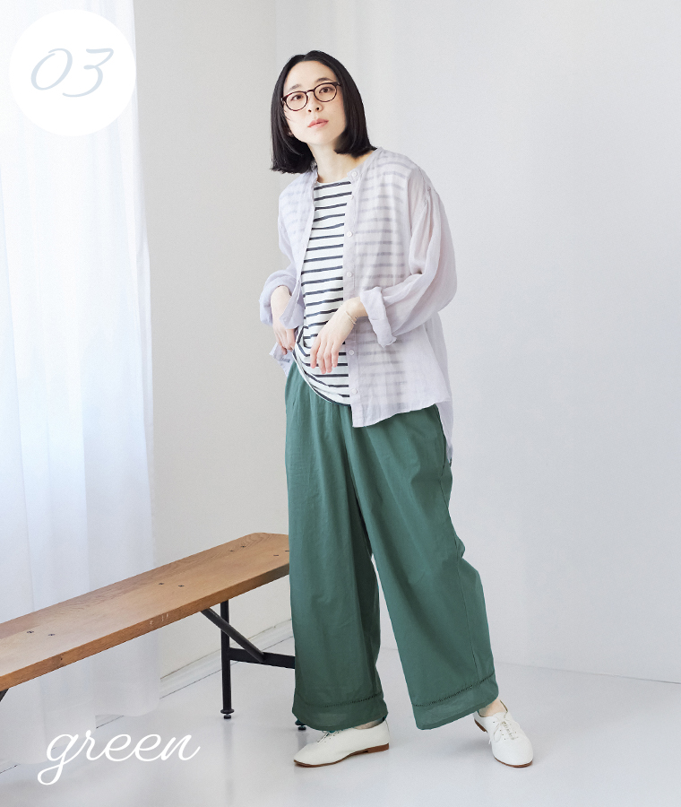 Lintu Laulu はしごレースコットンペチパンツ グリーンを主役にしたナチュラルカジュアルコーディネート