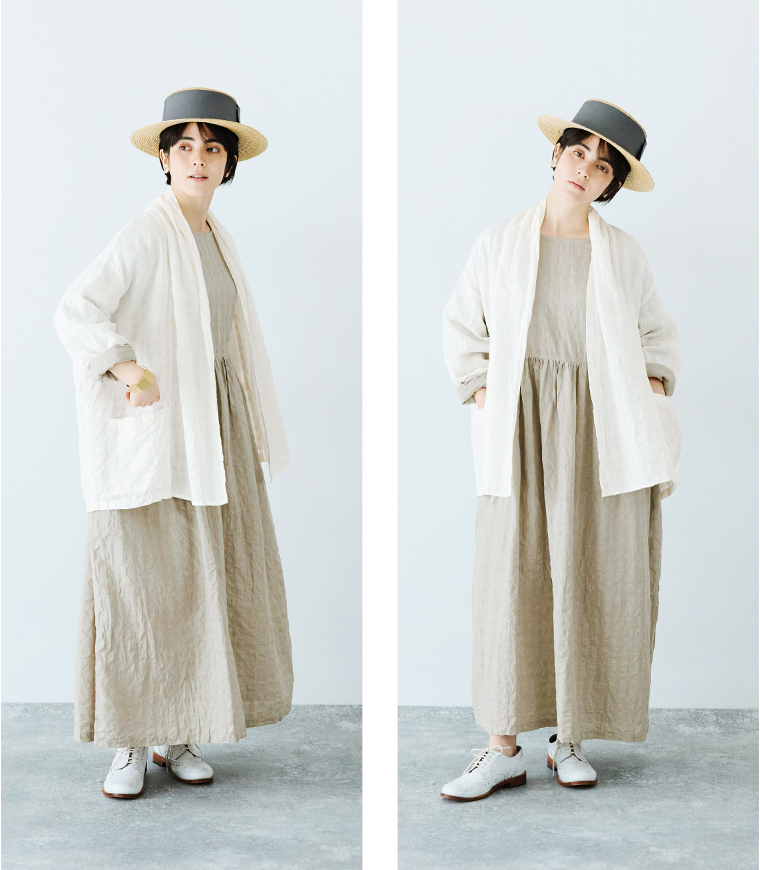 ICHI Antiquités オリジナルギンガムチェックワンピース ナチュラルに白いガウンを羽織ったコーディネート