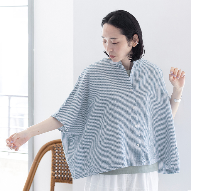 コットンリネンスクエアシャツ(ストライプ)着用・ディテールカット