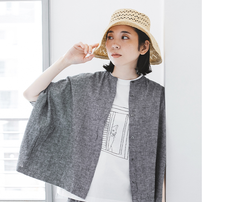 コットンリネンスクエアシャツ(ブラック)の上半身カット
