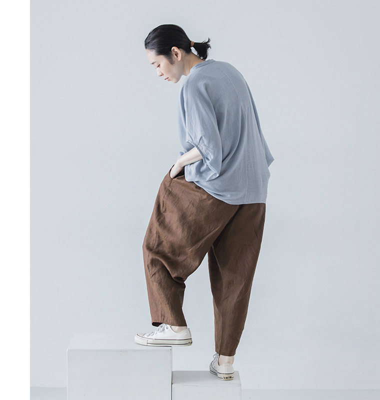 ista-ire よくばりパンツ 15周年 コーヒー 全身後ろ