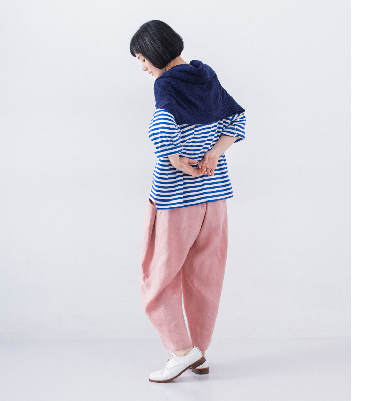 ista-ire よくばりパンツ 15周年 モモ 全身後ろ 全身横