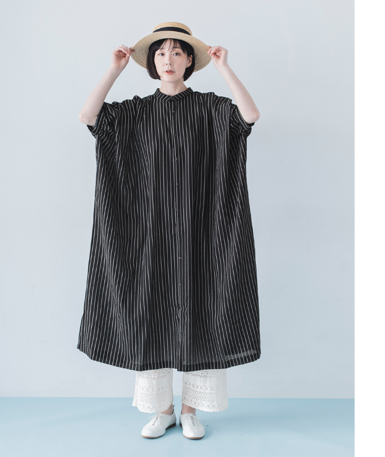 &yarn 裾レースぺチパンツ ホワイト ワンピース合わせ 全身前