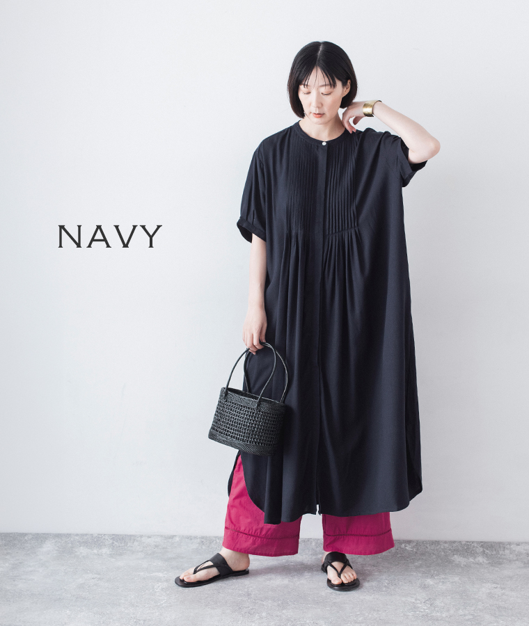 &yarn ピンタックワンピース ネイビー