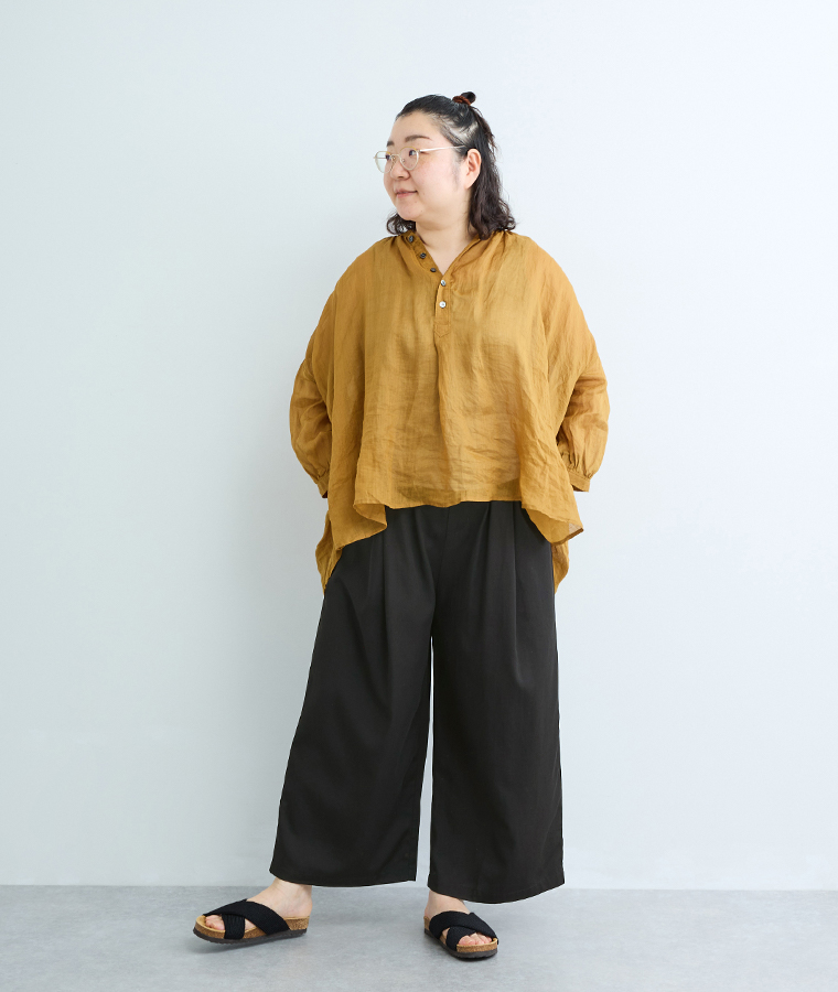 &yarn 玄長なおこさんコラボ　凛としてはけるパンツ スタッフ着用 158cm FPサイズ着用 全身前
