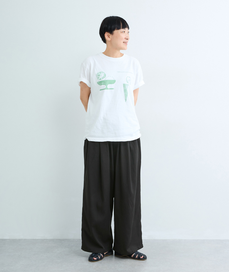 &yarn 玄長なおこさんコラボ　凛としてはけるパンツ スタッフ着用 165cm FTサイズ着用 全身前