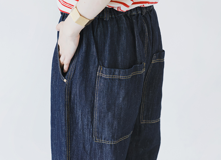 ista-ire コットンリネンデニムパンツ 夏コーデ ポケット寄り
