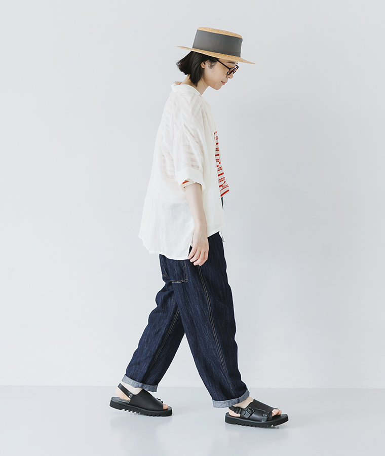 ista-ire コットンリネンデニムパンツ 夏コーデ 全身横