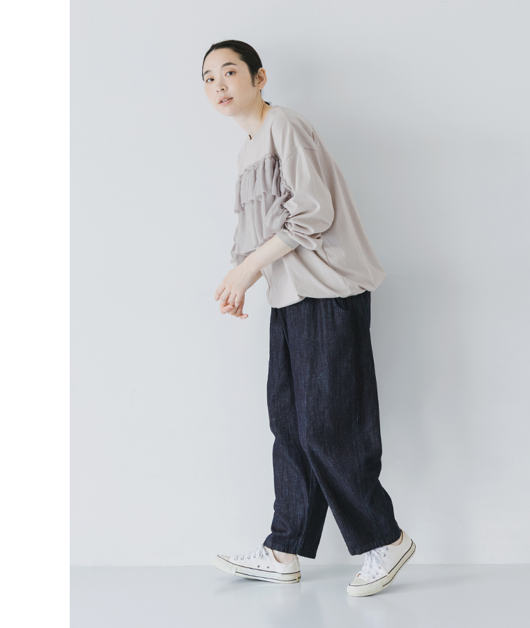 ista-ire 甘撚りコットンリネンデニム よくばりパンツ  インディゴ 秋コーデ 全身横