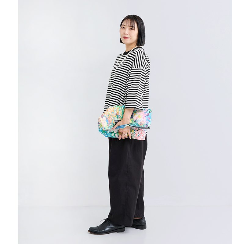 &yarn ボーダープルオーバー スタッフ着用 ブラック 全身横