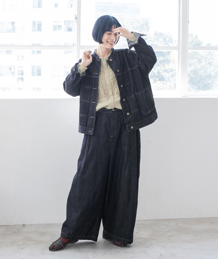 ista-ire ソフトコットンデニムベルト付きワイドバルーンパンツ インディゴ style01 ジャケット羽織り