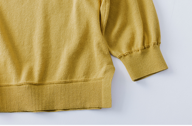 &yarnのわたしの定番カーディガン(イエロー)のリブ