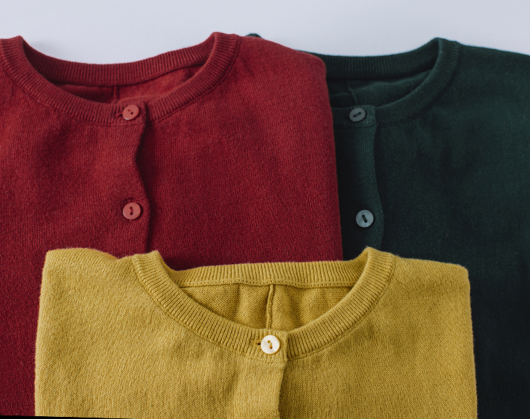 &yarnのわたしの定番カーディガンのボタン