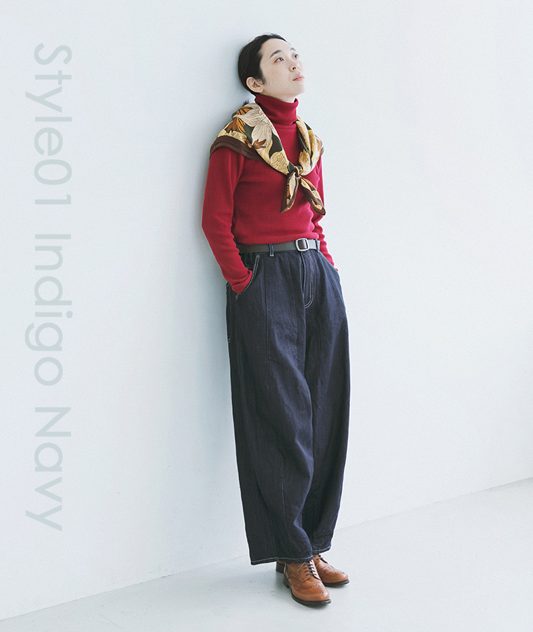 &yarn デニムバレルパンツ(インディゴネイビー)の全身前