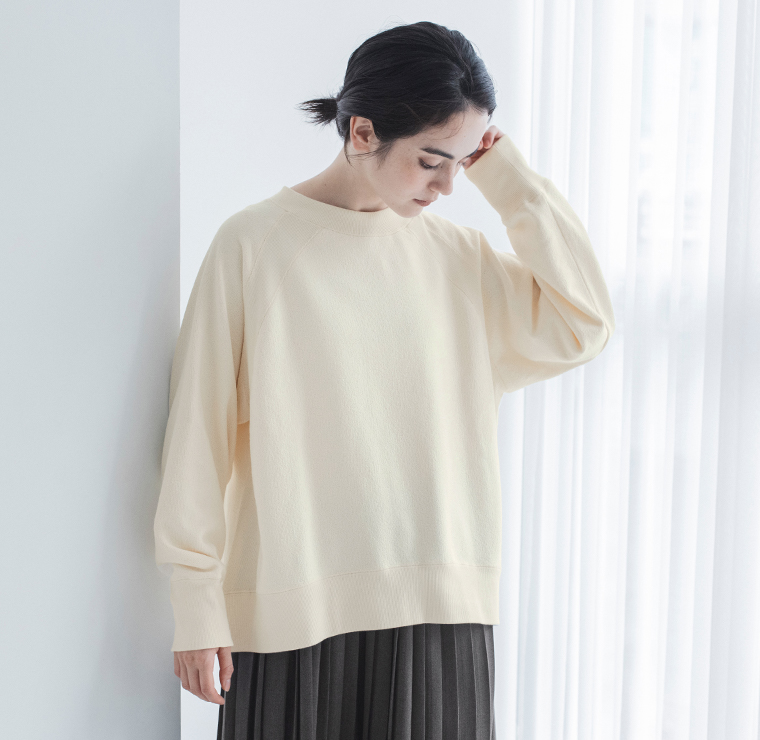 UNPLE 裏起毛モックネックプルオーバーの着用