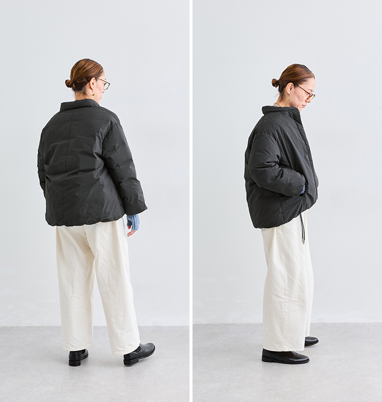 &yarn ふんわり軽量ちび襟ダウンジャケット スタッフ眞玉の着用感 全身横と後ろ