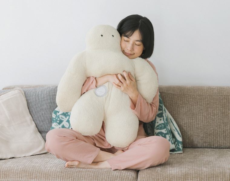 抱き枕　Mサイズ（全長55cm） ふわふわ 人型クッション brand by フニオ
