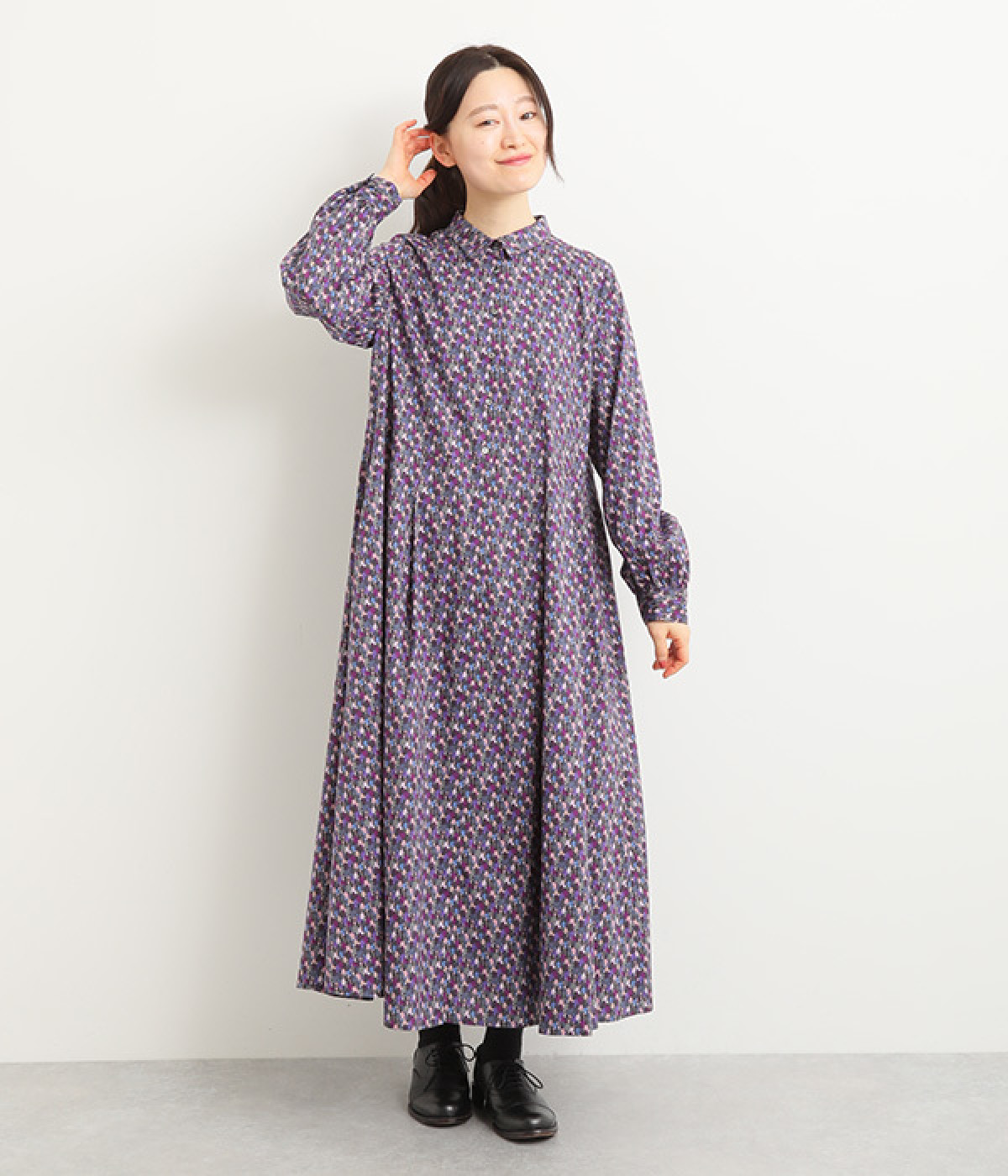 リバティプリント　袖フリルワンピース 1741-72035_26.jpg