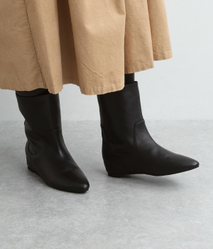 太い筒のブーツ