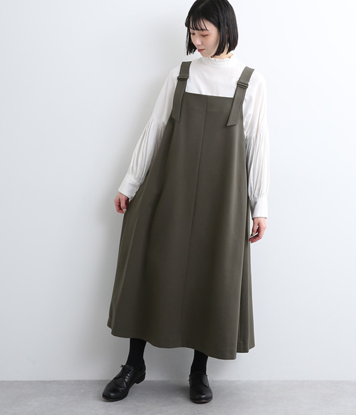 アデュートリステスロワズィール　ジャンパースカート ◇Vネックジャンパースカート｜BIGI online store - ビギ