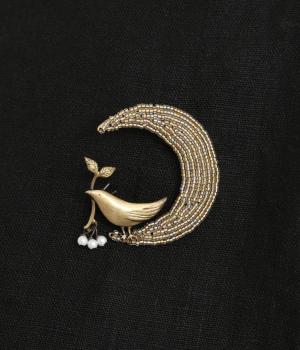 真鍮×ビーズ月とトリブローチ(ベージュ-F)