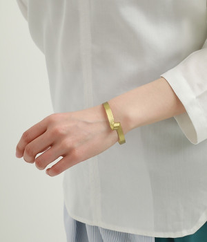 バール　バングル　プレート