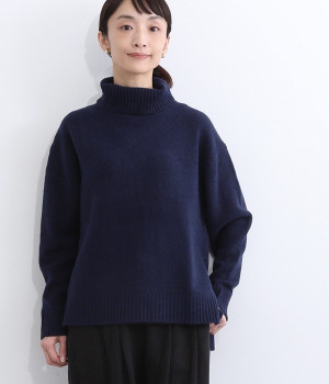 ふんわりタートルスタンダードプルオーバー