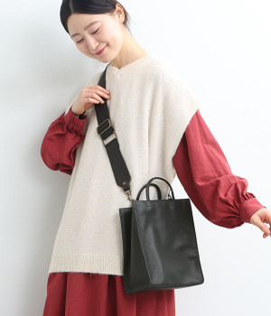 レザースクエア太ボンネルショルダー付き2WAYバッグ(ブラック-ONESIZE)