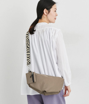 ワイドテープ　ナイロンショルダー