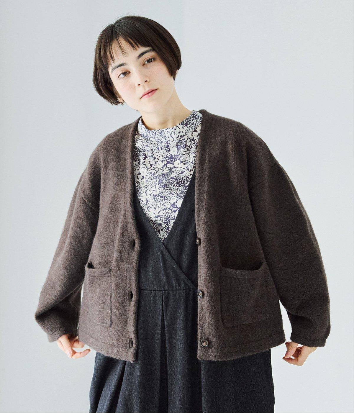 パッチポケットニットカーディガン