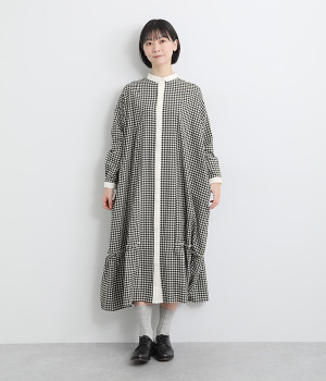 コットン長袖裾ギャザー切替シャツワンピース