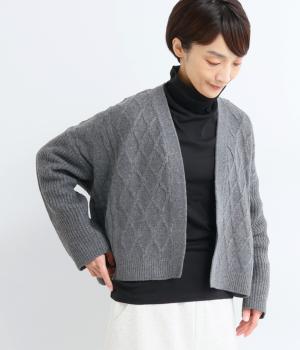 ケーブルカーディガン