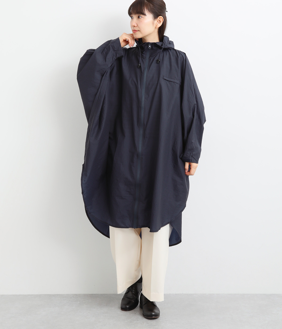 スーパーライト/レインポンチョ（because）の商品詳細